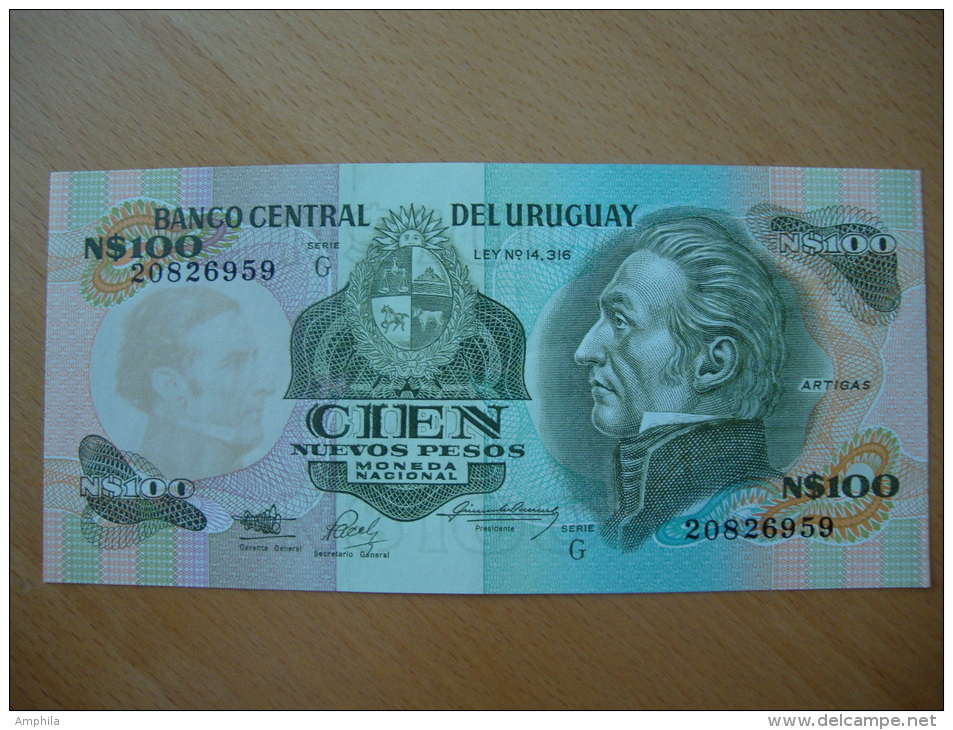 Uruguay 100 Nuevos Pesos - Uruguay