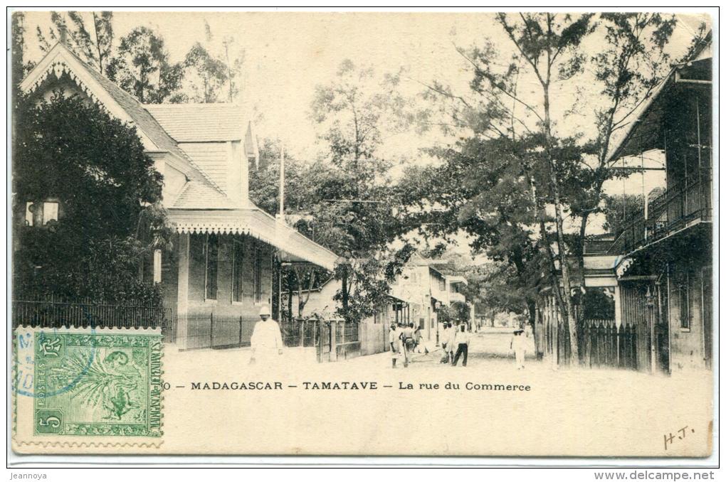 MADAGASCAR - N° 66 SUR CPA, TAMATAVE RUE DU COMMERCE, OBL. TAMATAVE LE 4/5/1906, POUR MAJUNGA - TB - Cartas & Documentos