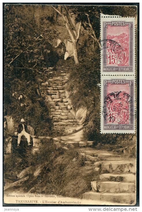 MADAGASCAR - N° 99 PAIRE SUR CPA, ESCALIER D'AMBATOVINAKY, OBL. TANANARIVE LE 11/6/1926, POUR L'OISE - TB - Storia Postale