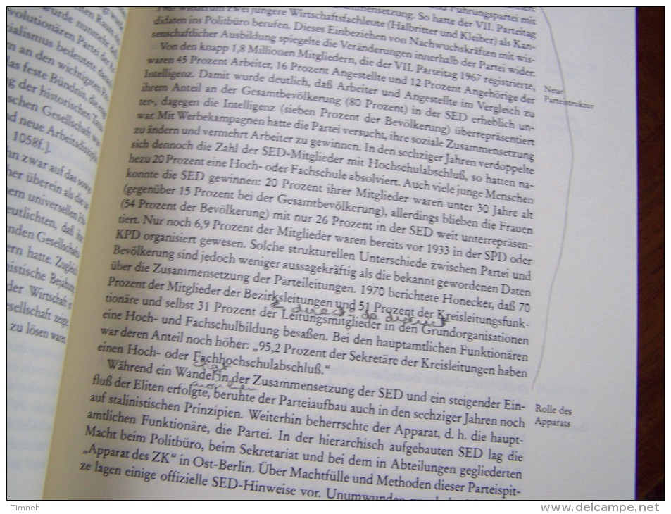 DIE DDR 1945 - 1990 OLDENBOURG GRUNDRISS DER GESCHICHTE Hermann WEBER 2006 MÜNCHEN 4. AUFLAGE - Hedendaagse Politiek