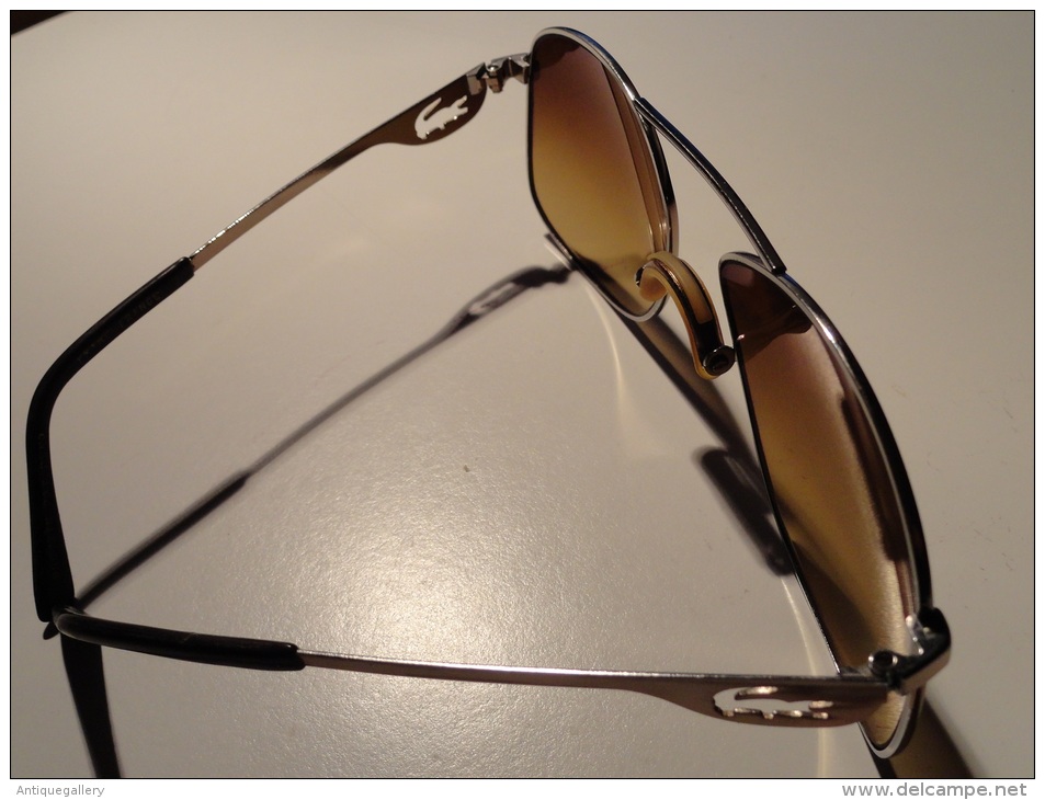 VINTAGE : ANCIENNE PAIRE DE LUNETTES DE SOLEIL  - LACOSTE - - Sonnenbrillen