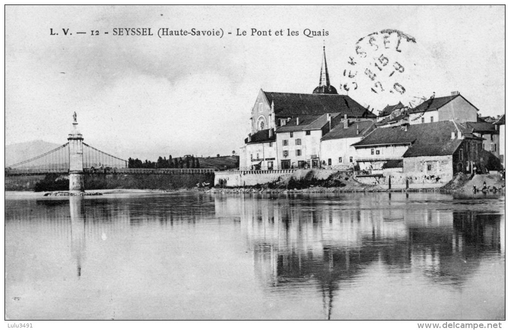 CPA - SEYSSEL (74 ) - Le Rhône , Le Pont Suspendue Et Les Quais - Seyssel