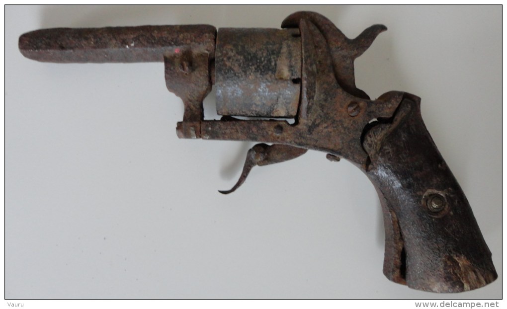 ANCIEN PISTOLET OU COLT FAUCHEUX  AVANT 1900 NE FONCTIONNE PAS - Sonstige & Ohne Zuordnung