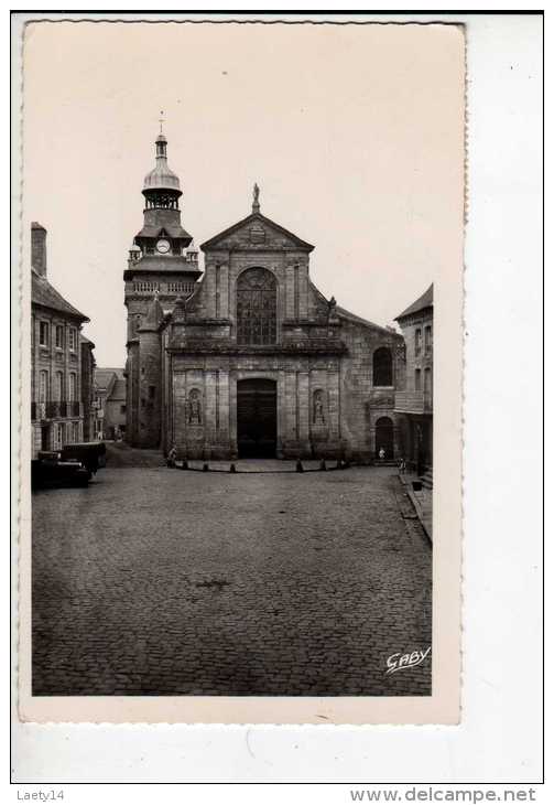 MONCONTOUR - L'église Saint Mathurin - Moncontour