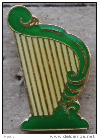 MAGNIFIQUE HARPE VERTE  -    (7) - Music