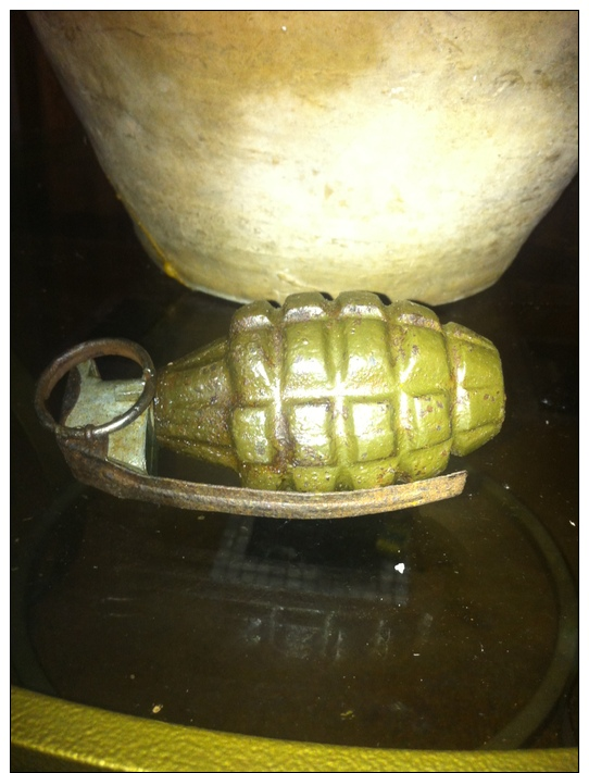 GRENADE US\"\"MK2\"\"\" RARE\"\"WW2\"\" - Decorative Weapons