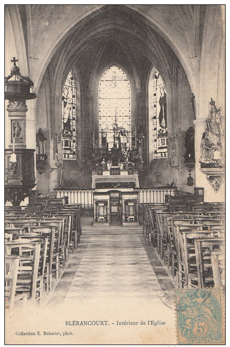 02 BLERANCOURT  Intèrieur De L' EGLISE  Le CHOEUR La CHAIRE  Statues - Autres & Non Classés