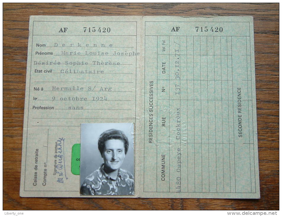 DERKENNE Marie Louise HERMALLE S/ Arg - CARTE D´IDENTITE / PASPOORT - Oupeye 22/04/1977 ( Details Zie Foto ) ! - Non Classés