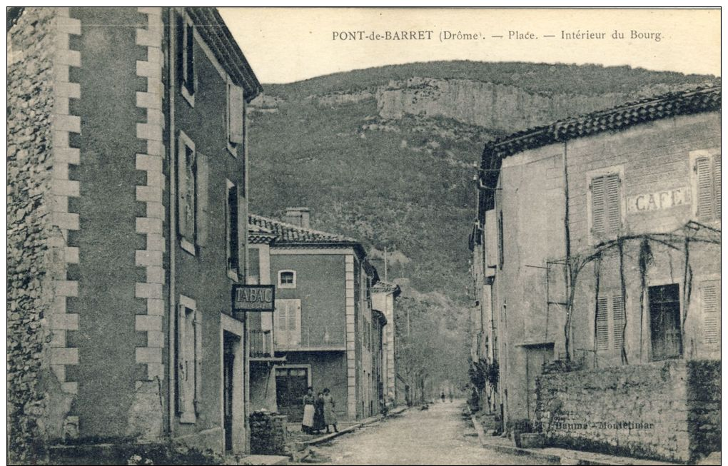 PONT-DE-BARRET (Drom) -- PLACE -- INTERIEUR  DU  BOURG - Andere & Zonder Classificatie