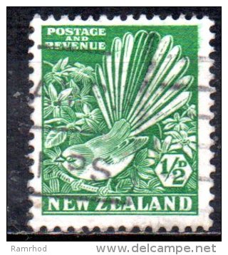 NEW ZEALAND 1935 Collared Grey Fantail - 1/2d Green FU - Usados