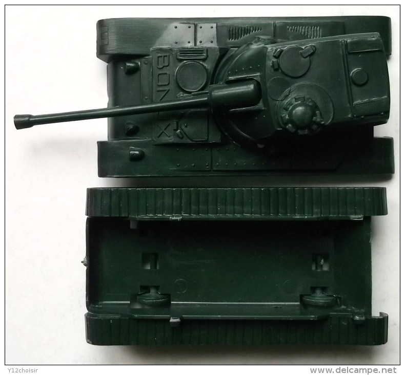 MODELE REDUIT CHAR AMX MADE IN FRANCE CADEAU LESSIVE BONUX . MILITAIRE MILITARIA TANK TANKISTE