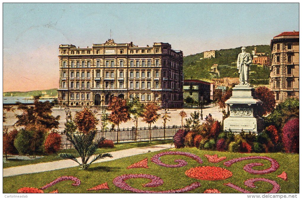 [DC7085] NAPOLI - IL GRAND HOTEL - Viaggiata 1924 - Old Postcard - Napoli (Naples)