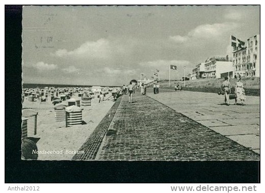 Borkum Promenade Strandkorb Fahnen Häuser Sw 28.6.1960 Nach Gelnhausen - Borkum