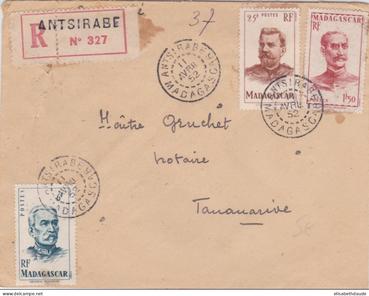 MADAGASCAR - 1952 - ENVELOPPE RECOMMANDEE De ANTSIRABE Pour TANANARIVE - Briefe U. Dokumente