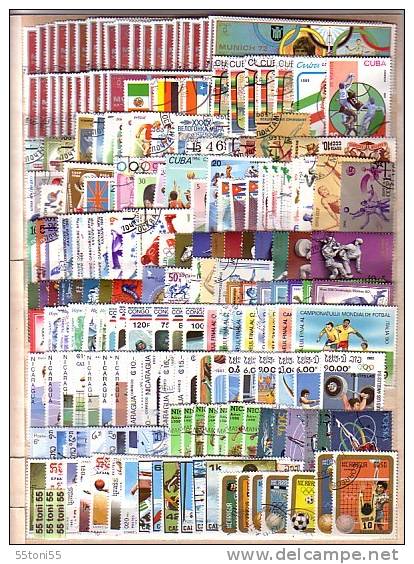 SPORT (Football ;Olympic G.) 200 Timbres  Commémoratifs Tous Différents – Oblitérés - Vrac (min 1000 Timbres)