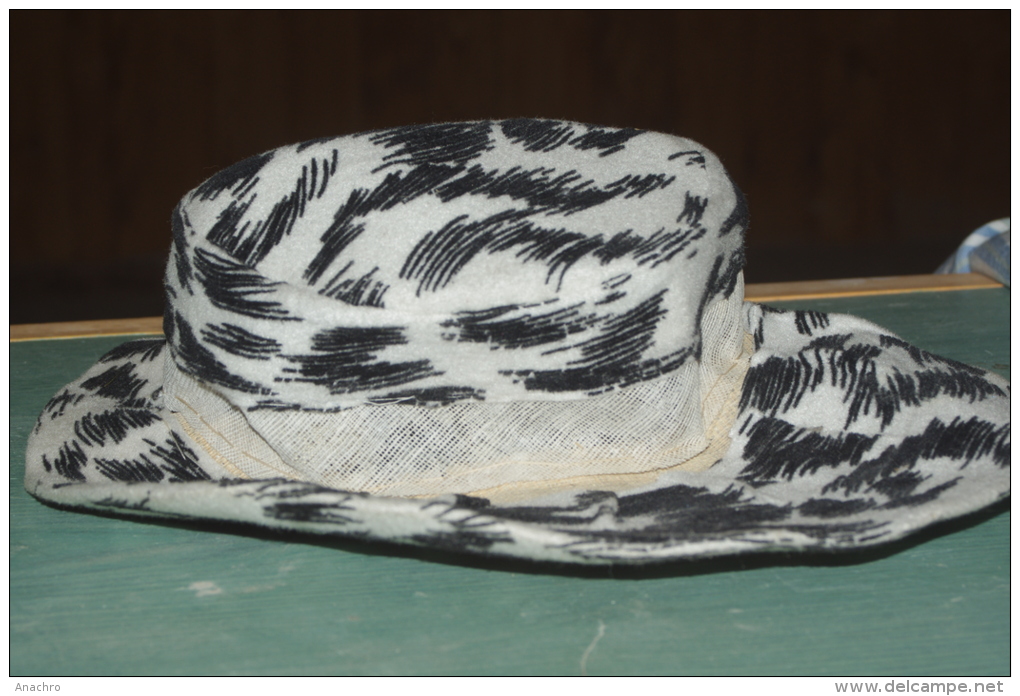 CHAPEAU ANCIEN COIFFE De MARIAGE HAUTE COUTURE GRAFFITTI VELOURS - Cuffie, Cappelli, Berretti