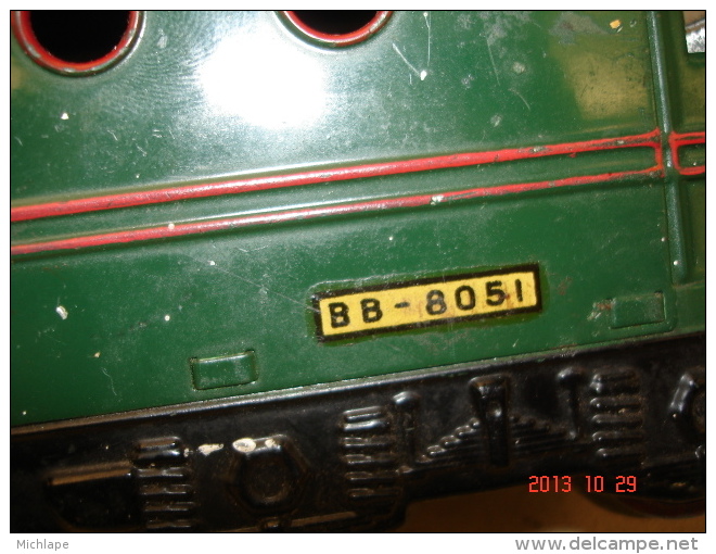 LOCOMOTIVE BB8051  ELECTRIQUE  HORNBY MECCANO ECARTEMENT O  PEINTURE D 'ORIGINE   VERTE EN BON ETAT   21cm X6 - Locomotives