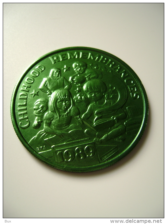 CHILDHOOD   REMEMBRANC   KREWE OF AQUILA  Metairie Mardi Gras   GETTONE  TOKEN JETTON - Unclassified