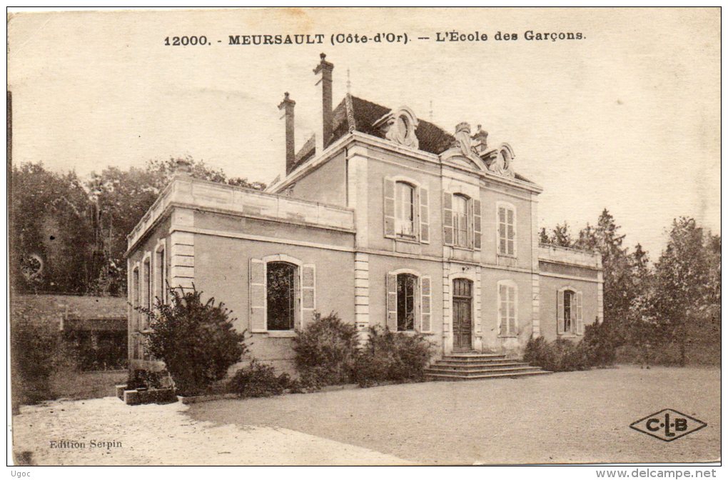 CPA - 21 - MEURSAULT - L´Ecole Des Garçons - 006 - Meursault