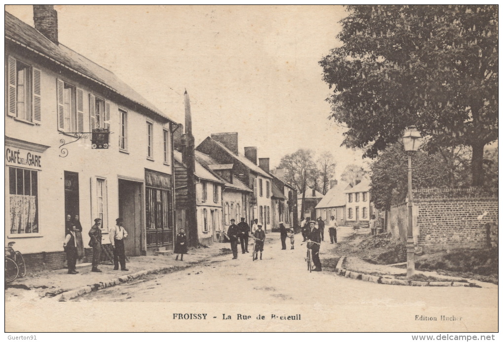 ( CPA 60 )  FROISSY  /  La Rue De Breteuil  - - Froissy