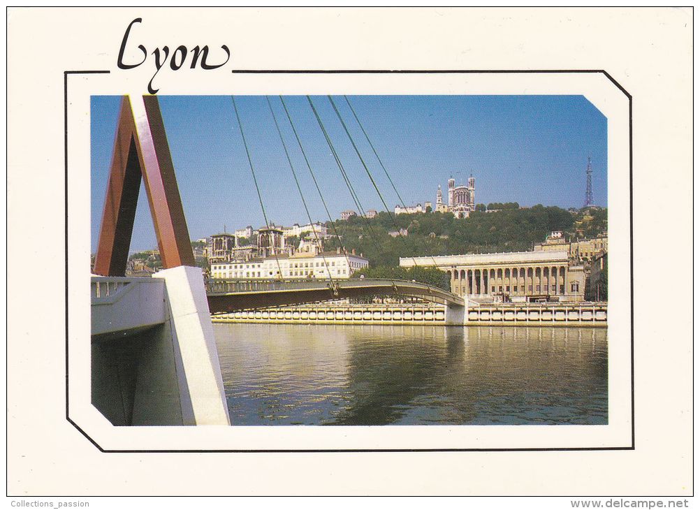 Cp , 69 , LYON , La Passerelle Du Palais De Justice Sur La Saône Et La Colline De Fourvière - Lyon 5