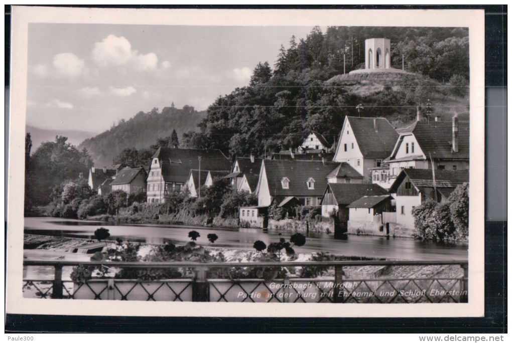 Gernsbach - Partie An Der Murg Mit Ehrenmal Und Schloss Eberstein - Gernsbach