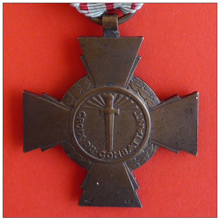 WWI French Combatant´s Cross Bronze Medal (Croix Du Combattant 1914-18) - 1930s [Free Shipping] - France