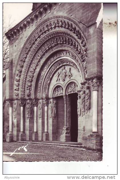 Cpsm 64 MORLAAS - Le Portail De L´église Ste Foy - D4 2x - Morlaas