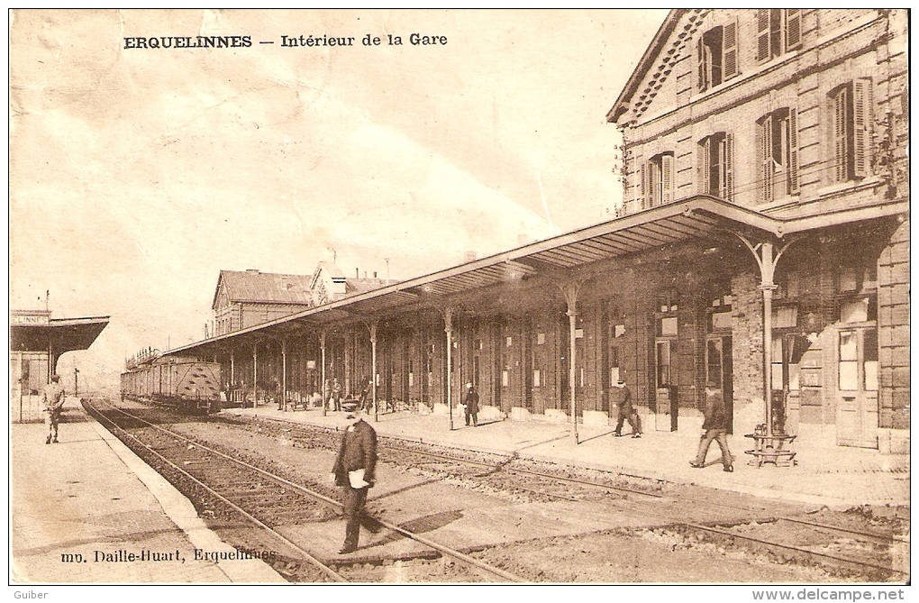 Erquelinnes Intérieur De La Gare Du Chemin De Fer Impr.daille-huart Fortement Souillée Et Plis!!!!!!! - Erquelinnes