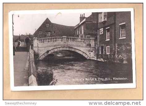 RP ST.SWITHIN'S BRIDGE & CITY HALL WINCHESTER HAMPSHIRE USED WITH STAMPS 1952 - Winchester