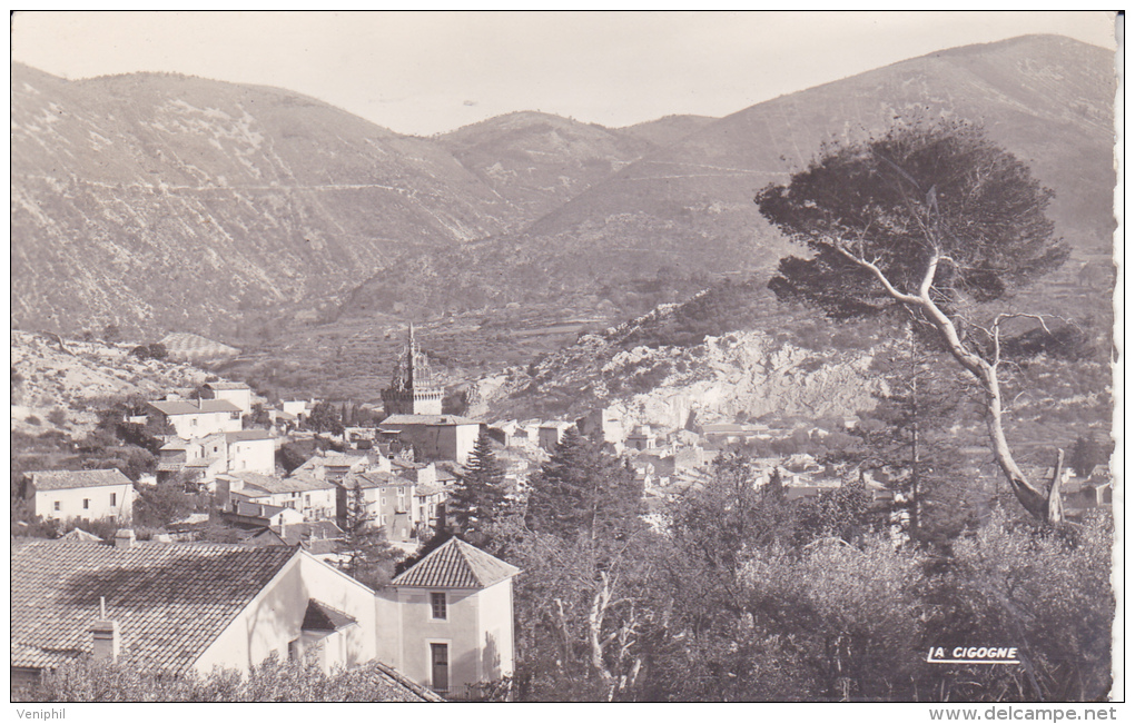 CARTE POSTALE GLACEE -NYONS -QUARTIER DES GRANDS FORTS -1952 - Nyons