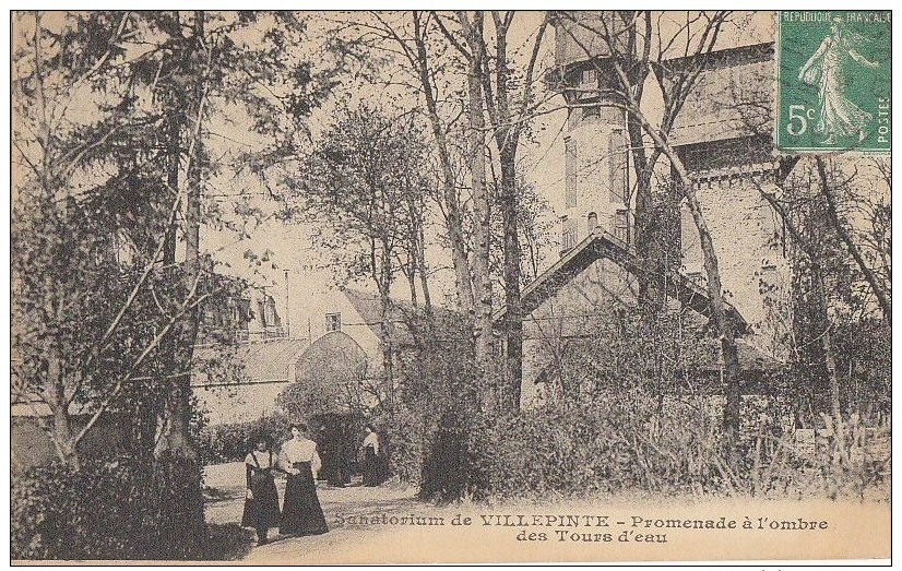 93 VILLEPINTE  CHATEAU D' EAU  Femmes Promenade à L' Ombre Des Tours D' EAU  En 1916 - Villepinte