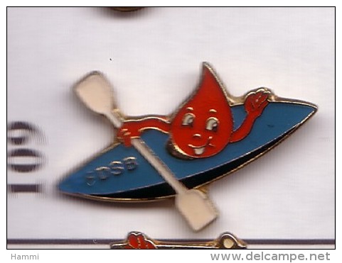 R109 Pin's DON DU SANG FFDSB CANOE KAYAK Achat Immédiat Immédiat - Canoë