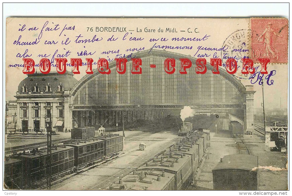 GARE & TRAIN à Bordeaux - Chemin De Fer - Railway Station - Bahnhof - Dos Scanné - Bahnhöfe Mit Zügen