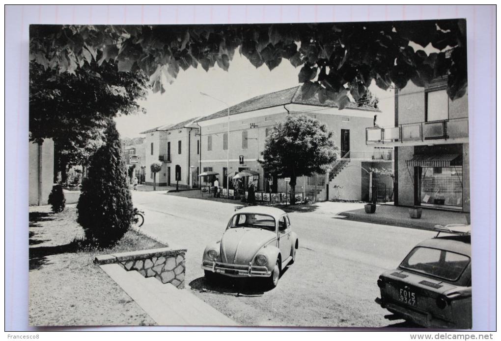 MONTECCHIO ( PESARO ) CORSO XXI GENNAIO // VOLKSWAGEN Käfer MAGGIOLINO - FIAT 850 / Beetle - Altri & Non Classificati