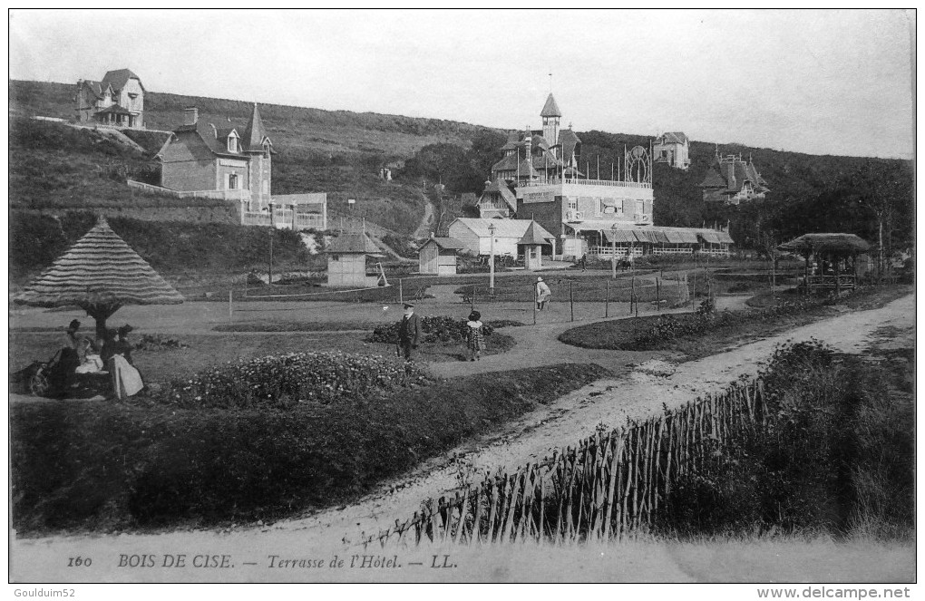 Terrasse De L´hotel - Bois-de-Cise