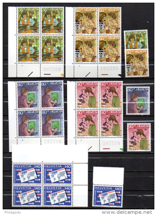 Timbres De L’année 1989, Entre 1313 Et 1336**, Faciale 44 CHF - Unused Stamps