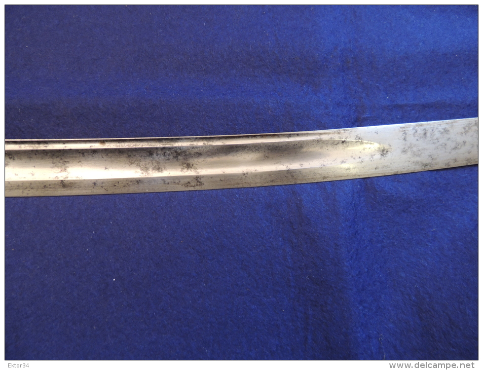 SABRE DE CAVALERIE LEGERE MODELE 1822 AVEC FOURREAU, tout au même numéro