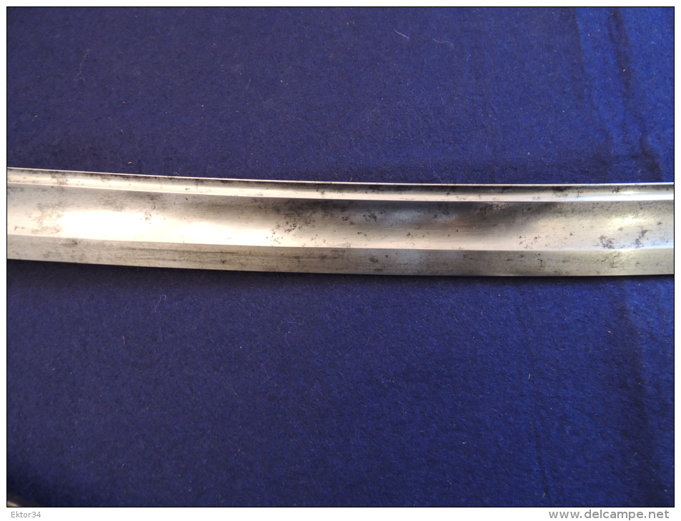 SABRE DE CAVALERIE LEGERE MODELE 1822 AVEC FOURREAU, tout au même numéro