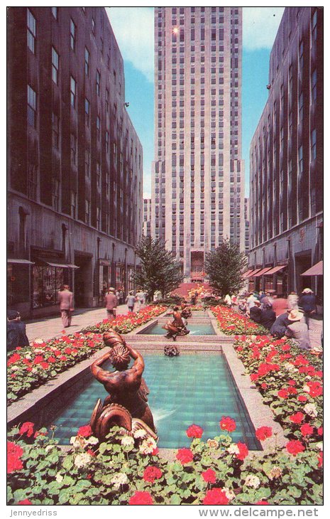 ROKCKEFELLER  CENTER  , New  York  City - Autres Monuments, édifices