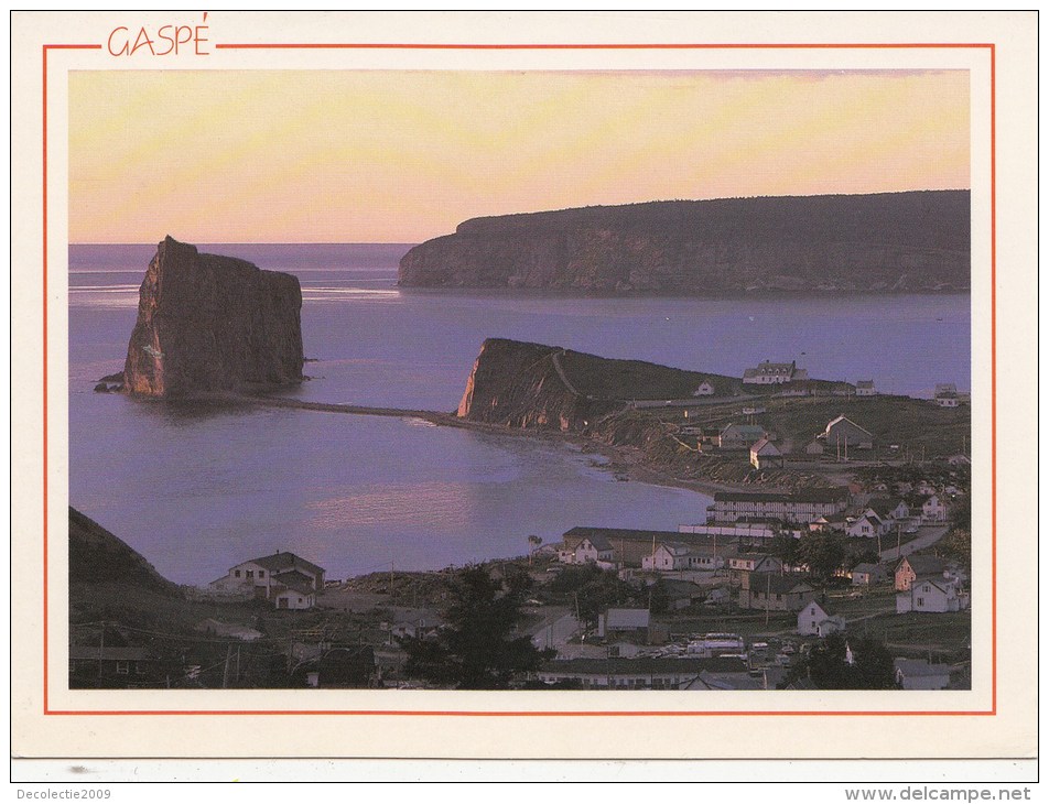 BT16410 Perce  Quebec  2 Scans - Percé