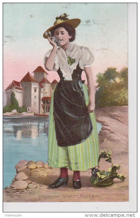 SUISSE FEMME EN TENUE TRADITIONNELLE VAUDOISE WARDTLANDERIN BELLE CARTE RARE !!! - Le Vaud