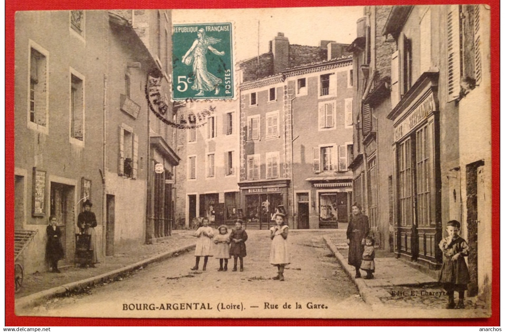 Cpa 42 BOURG ARGENTAL Rue De La Gare Café Stéphanois (RARE) - Bourg Argental