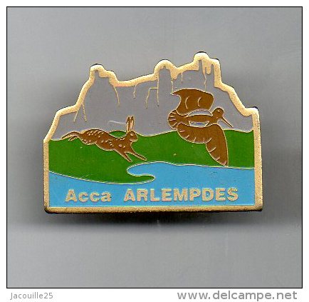 PINS PIN'S CHASSE CHASSEUR LIEVRE ACCA ARLEMPEDES - Animaux