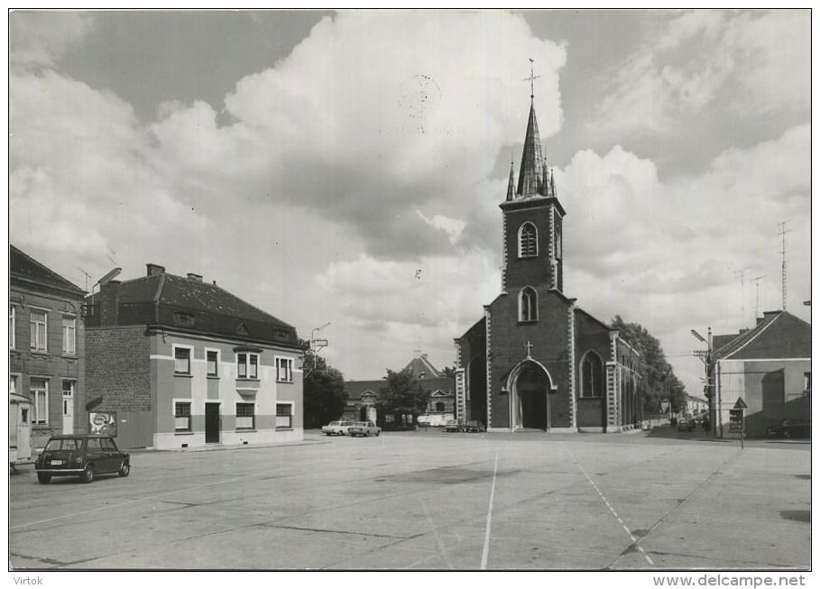 Pont-a-Celles :  L'église    (  Grand Format  ) - Pont-à-Celles