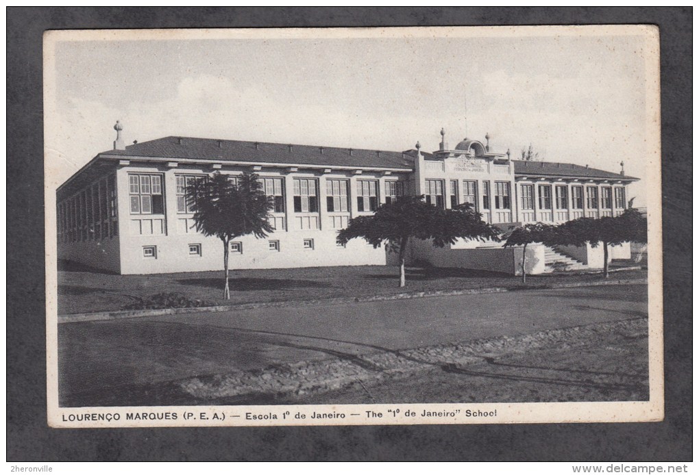 CPA - LOURENCO MARQUES ( P.E.A. ) - Escola 1° De Janeiro - Mozambique