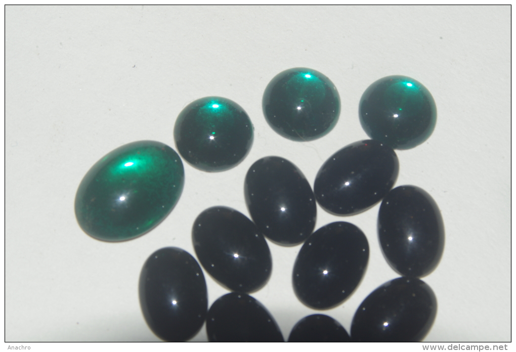 LOT De PIERRES PIERRERIES En VERRE Pour CREATION BIJOU VERT Et NOIR JAIS - Pearls