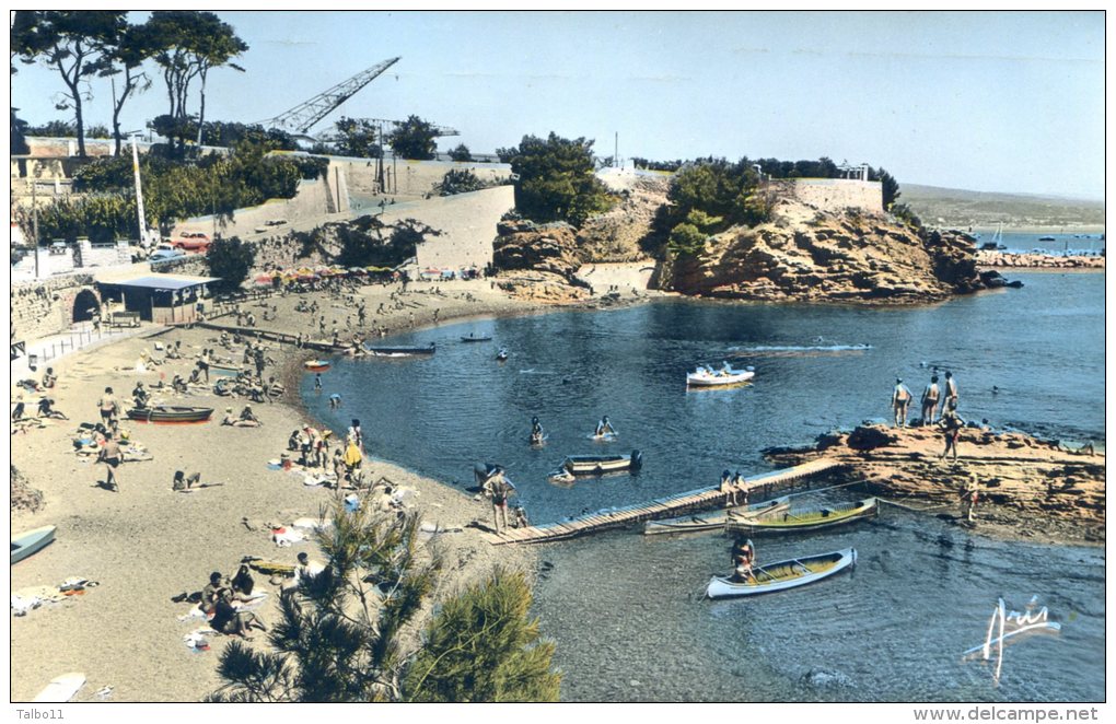 La Ciotat - Place Du Muguel - Autres & Non Classés