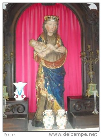 VAEluzi01 - PLOUIGNEAU (29) - Chapelle N.D. De Luzivilly - Statue De La Vierge à L'Enfant - Jungfräuliche Marie Und Madona