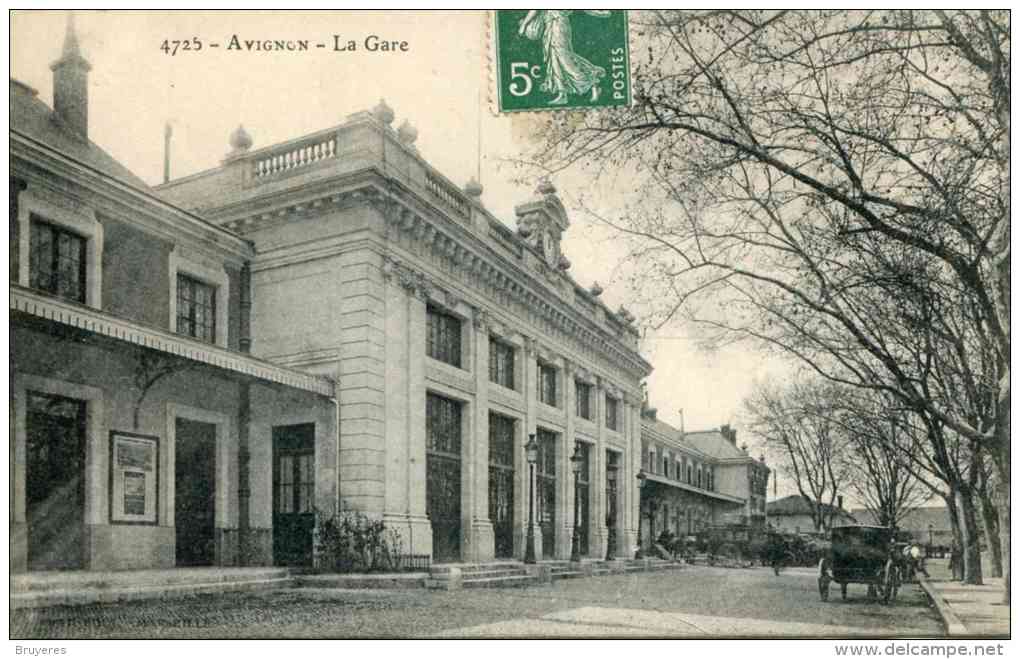 1725 - AVIGNON - La Gare (date 1909) - Avignon